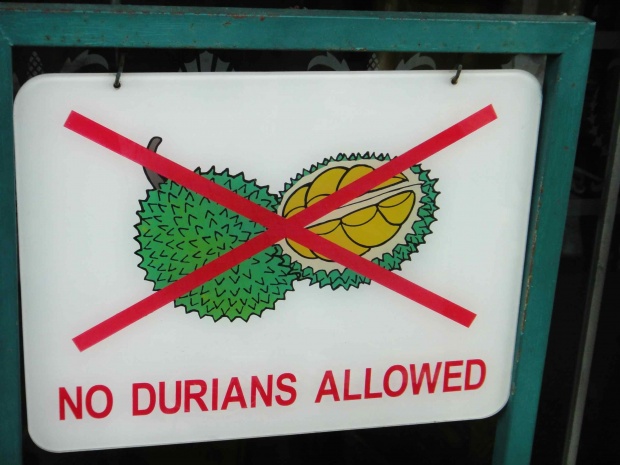 no_durians_allowed_sign_penang_malaysia_620